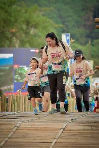 BIB: 8115, 8108, 8175
                            <button type="button" onclick="openModal(19220443)" class="btn btn-primary btn-sm float-right btn-popup" data-toggle="modal" data-target=".modal-high-quality">
                        <i class="fas fa-shopping-cart"></i> Add to Cart
                    </button>
                                            <button type="button" onclick="isThisMe(19220443, true)" class="btn btn-success btn-sm float-right btn-popup btn-isme hidden" data-toggle="tooltip" data-placement="bottom" title="นี่คือรูปของคุณใช่ไหม คลิกที่นี่เพื่อเอาเข้าอัลบั้ม">
                        <i class="fas fa-plus"></i> Add to album
                    </button>
                    <button type="button" onclick="isThisMe(19220443, false)" class="btn btn-warning btn-sm float-right btn-popup btn-isnotme hidden">
                        <i class="fas fa-ban"></i> Remove from album
                    </button>